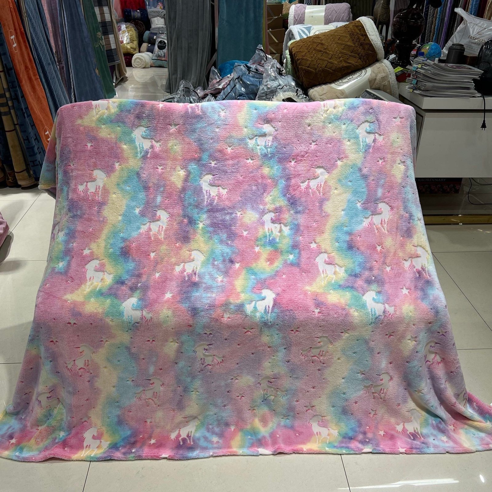 new glow in the dark blanket luminous Christmas baby custom flannel blanket magic luxury blanket for winter - Image 2