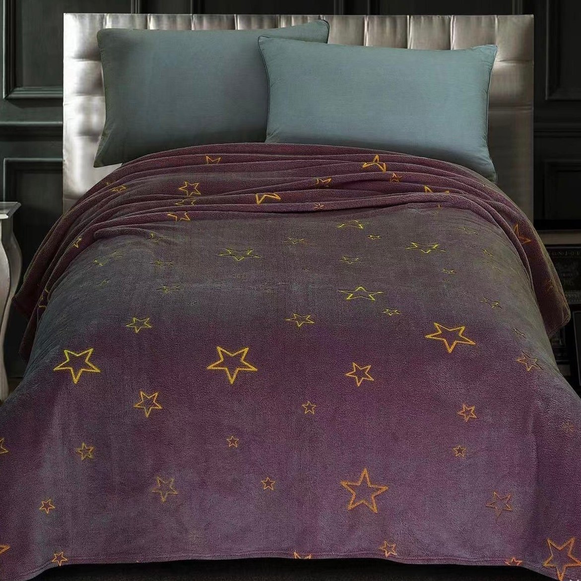 new glow in the dark blanket luminous Christmas baby custom flannel blanket magic luxury blanket for winter - Image 6